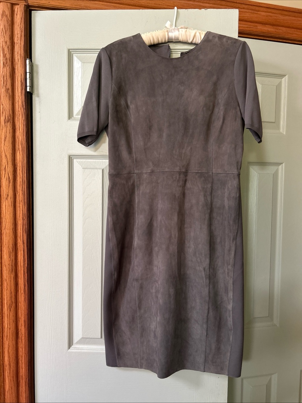 Beautiful Eli Tahari  Gray Lamb Suede Dress Stretch Knit Sides,Back&sleeve Sz10